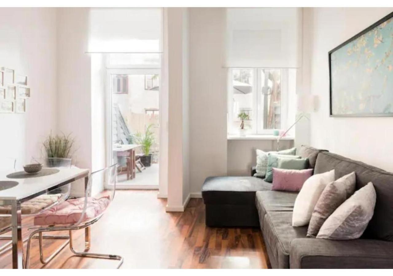 Ferienwohnung Luxurious And Bright, 5 Min To City Center Wien Exterior foto